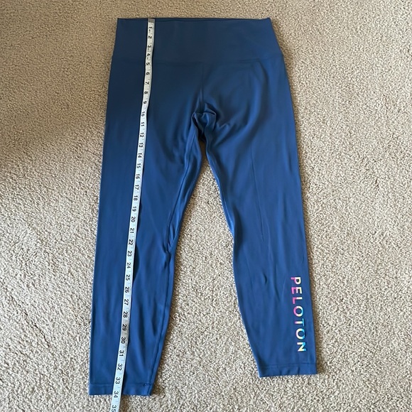 LULULEMON PELOTON WUNDER UNDER LEGGINGS. - Picture 15 of 15